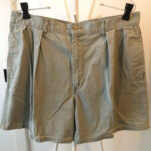 POLO RALPH LAUREN PLEATED KHAKI CHINO SHORTS SIZE 38